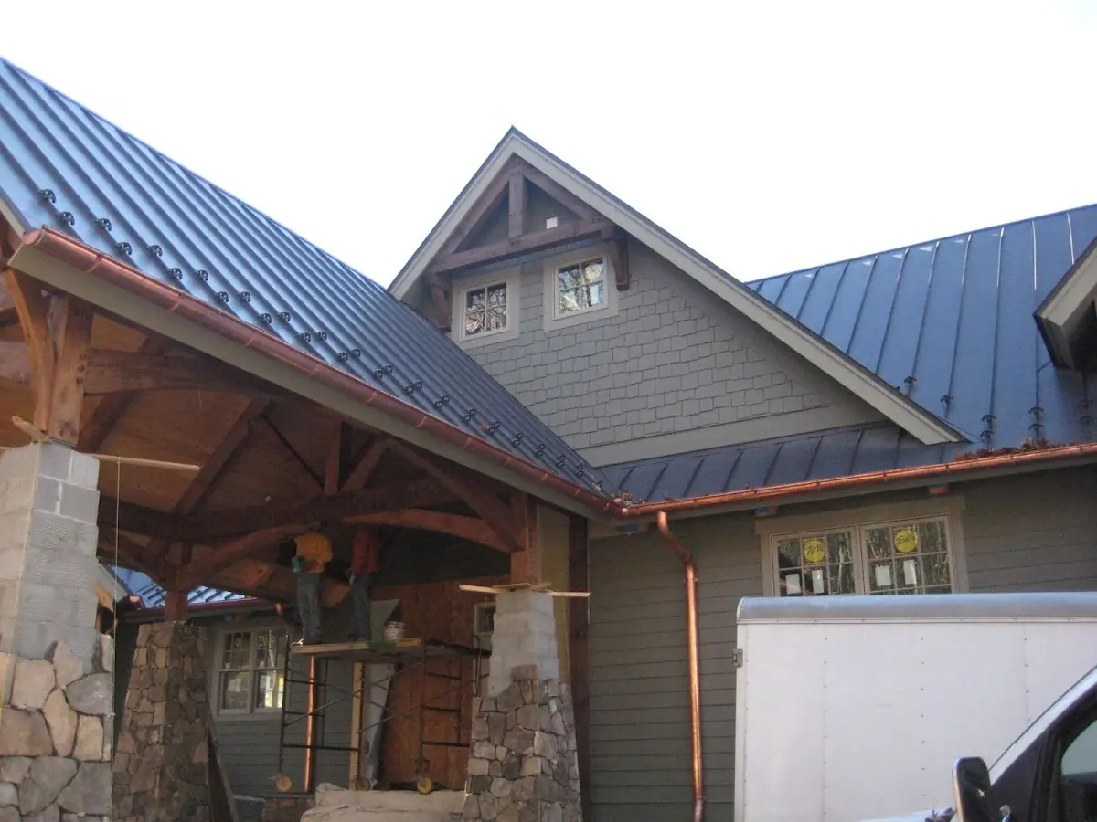 Craftsman Roofing team delivering quality roofing work in Sylmar